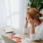 Para conseguir empréstimos com juros menores no mercado de crédito, é crucial ter um bom score, comparar ofertas de diferente