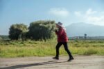 Transforme Sua Saúde: Os Poderosos Benefícios da Caminhada Diária para o Corpo e a Mente — benefícios da caminhada diária par