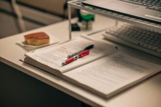 Rotina de Estudos: O Guia Definitivo para Criar um Plano que Funciona de Verdade — como criar rotina de estudos que funciona