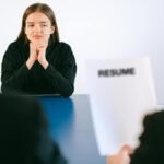 Como Escrever um Currículo que Chama Atenção em 2026: O Guia Definitivo para Vagas Conquistadas — como escrever um currículo
