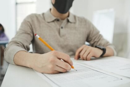 ENEM em 6 Meses: O Guia Completo para Sua Aprovação e Conquista Universitária — como se preparar para o enem em seis meses |