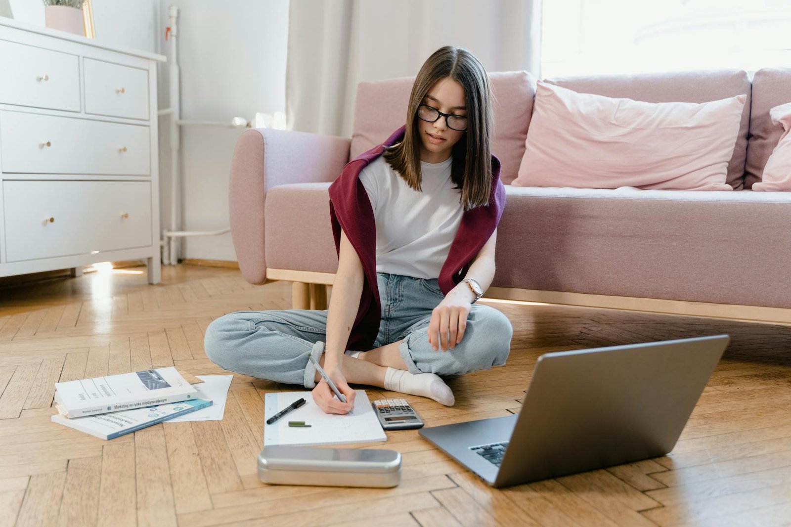 Seu Guia Definitivo: Educação Financeira para Jovens de 18 a 25 Anos Rumo à Liberdade — educação financeira para jovens de 18