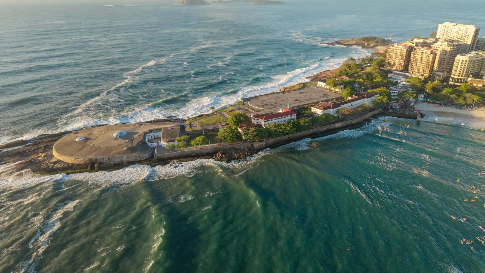 Os Melhores Destinos para Lua de Mel no Brasil: Guia Completo para uma Viagem Inesquecível — os melhores destinos para lua de