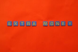 Renda extra como ganhar dinheiro trabalhando em casa — renda extra como ganhar dinheiro trabalhando em casa | CaderNow